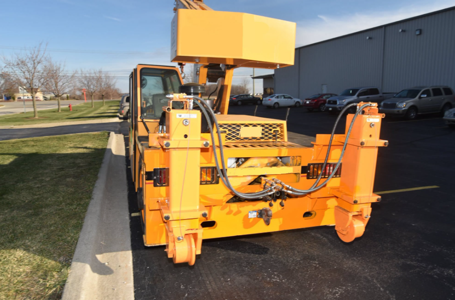 Vertical Suspension Rail Gear - Carry Deck Cranes