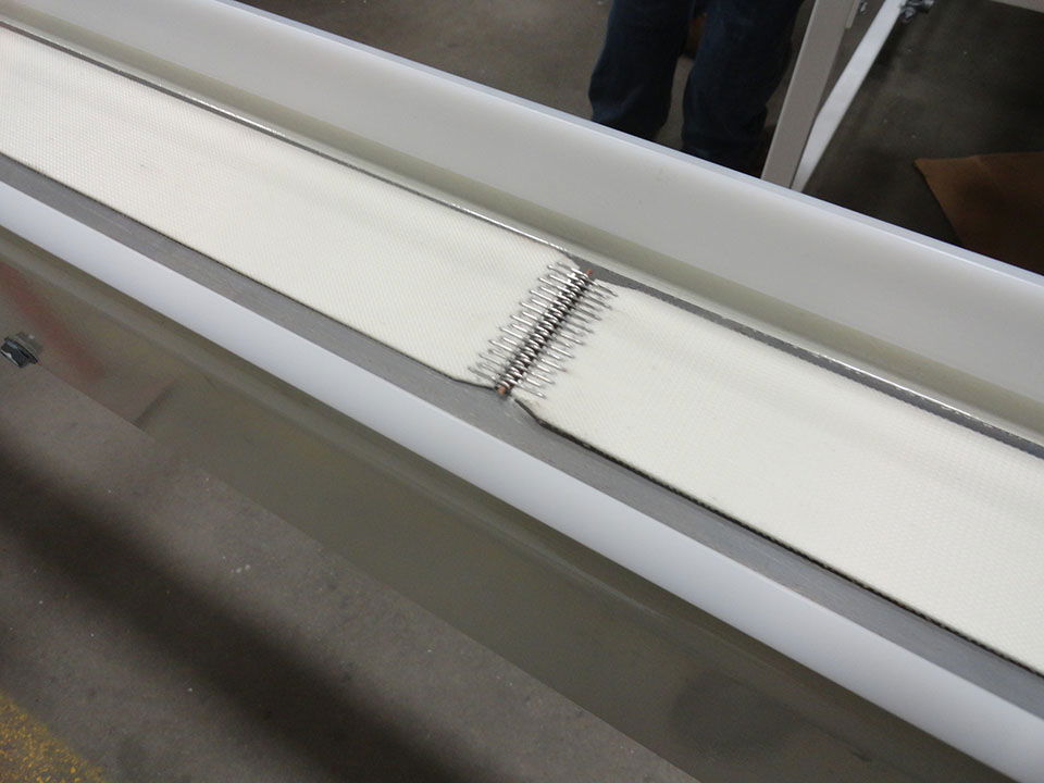 Fabric, Plastic, & Rubber Belt Conveyors
