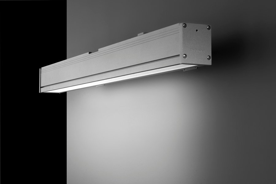 Medley View II White Light - Exterior LED Linear Facade Lighting, Integral Power