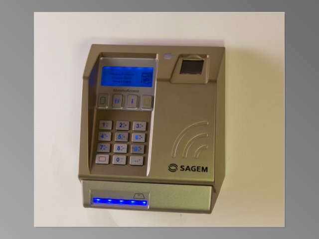 MorphoAccess 520 Dual PIV/CAC Biometric Reader