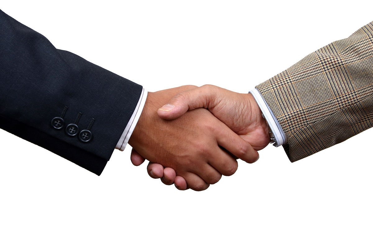 Manufacturers & Distributors