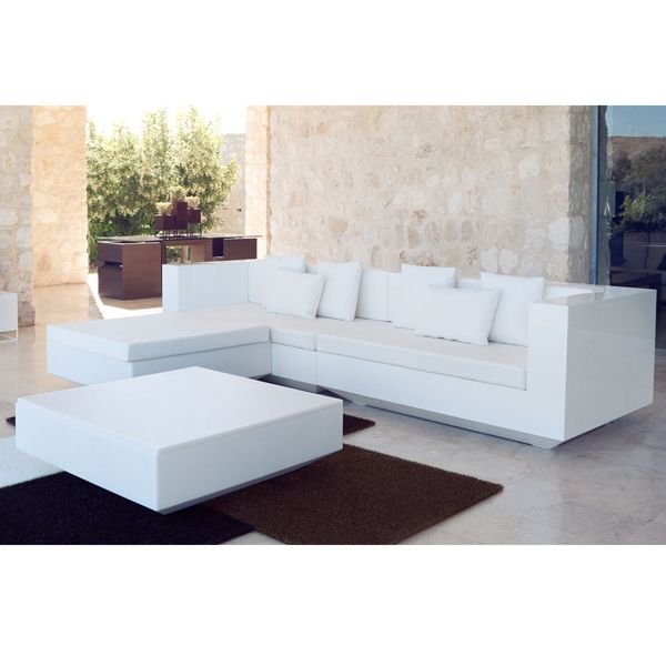 Vela Outdoor Sectional Sofa