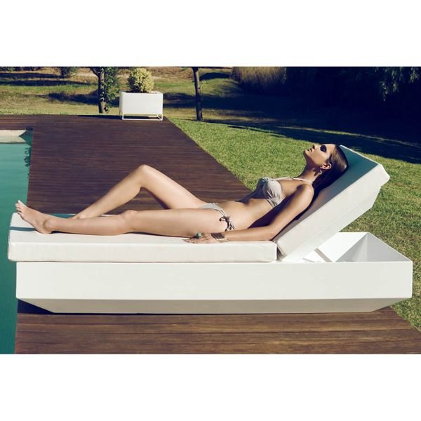 Vela Outdoor Chaise