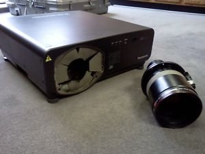 Panasonic PT-D7700U DLP Projector