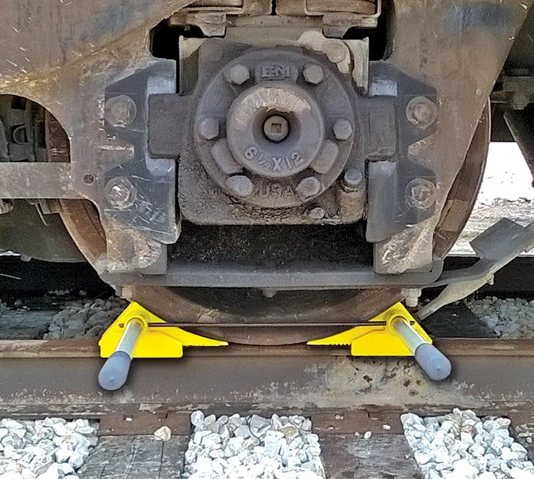 SPARK-PROOF Urethane Heavy-Duty Double Wheel Chock (Exposed Rail)