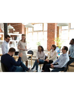 2025 Employee Engagement: Industry Leaders & Laggards