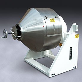 Abrasion-resistant rotary batch mini mixer