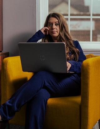 Employee Relations: Handling Workplace Issues Before They Escalate