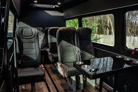 Limo Bus