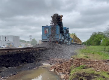 Material Handling - DumpTrain