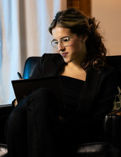Outsourcing HR Without Co-Employment: The PEO Alternative Explained