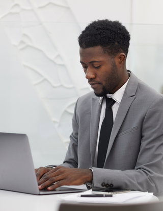 The Biggest Workplace Risk Isn't AI. It's Using AI Without Clear Expectations.