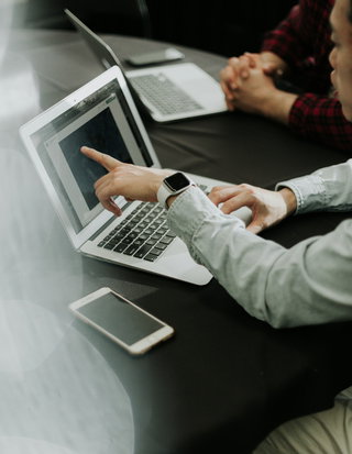 Why Professional-Services Firms Lose Deals Without Case Studies