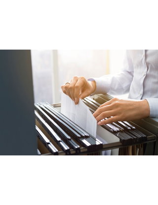Everything HR Teams Need to Know About Form I-9 Retention