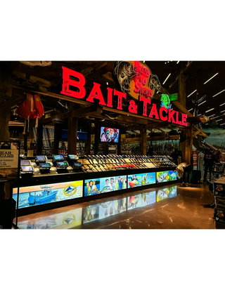 Bass Pro Shops: Custom Thin Profile Light Boxes for Immersive Retail Environments