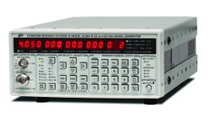 SG384, 4 GHz RF signal generator 