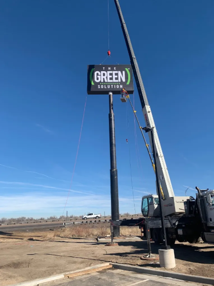 Monument & Pylon Signs