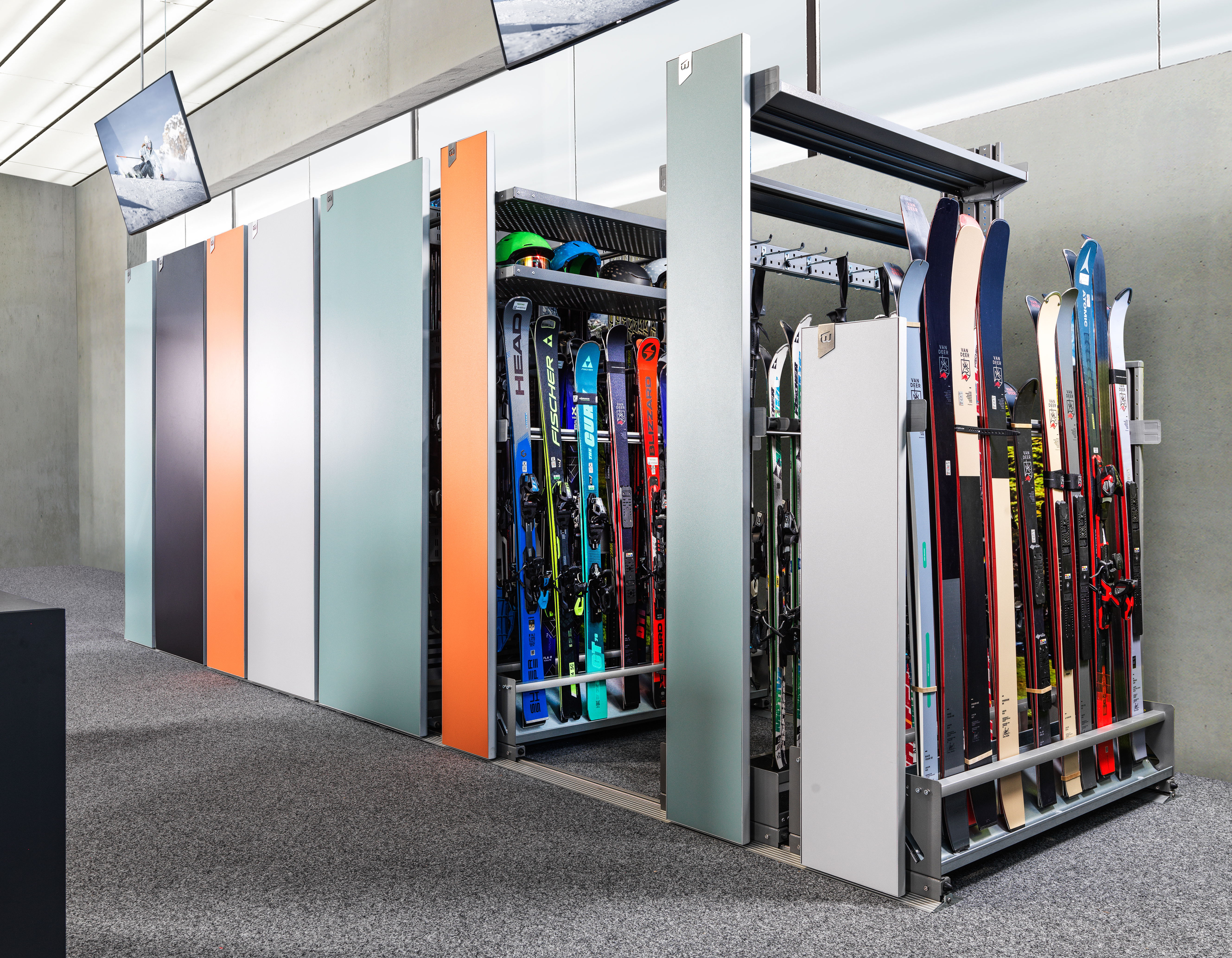 WINTERSTEIGER Easystore Flex: Versatile, Flexible and Beautiful Ski and Outdoor Equipment Storage