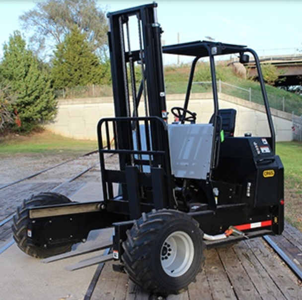 FORKLIFTS AND TELEHANDLERS