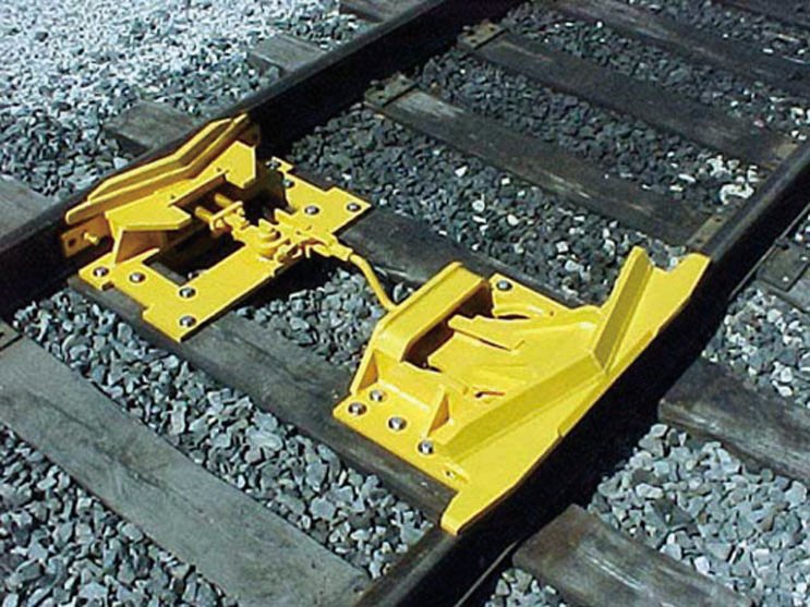 Wheel Shover II derail asst. for 2-way retractable derails